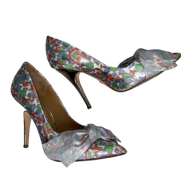 Tory Burch Bow Lurex Jacquard Brocade Pumps in Silver/Red/Green Size US 7M - Picture 4 of 8